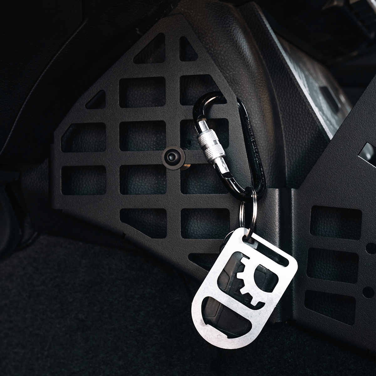 Cali Raised LED Bed Accessories/MOLLE CENTER CONSOLE MOLLE PANEL For 2024+ Toyota Tacoma