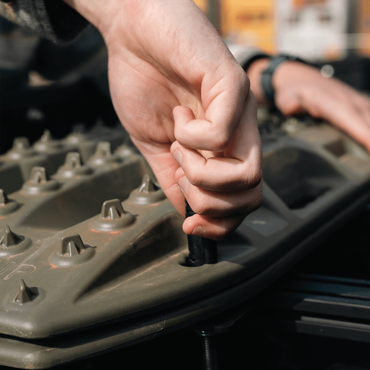 Cali Raised LED Mounting Brackets Roof Rack Traction Board Mount