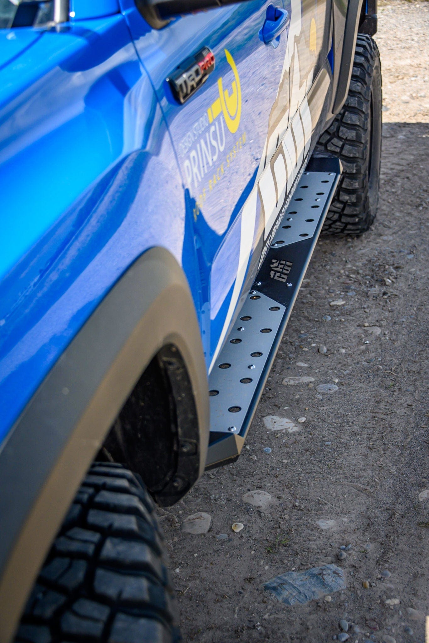 CBI/Prinsu TOYOTA TACOMA SIDE STEPS | 2016-2021