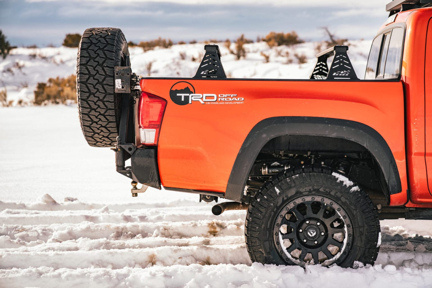 CBI/Prinsu TOYOTA TACOMA SWING ARM REAR BUMPER | 2016-2021