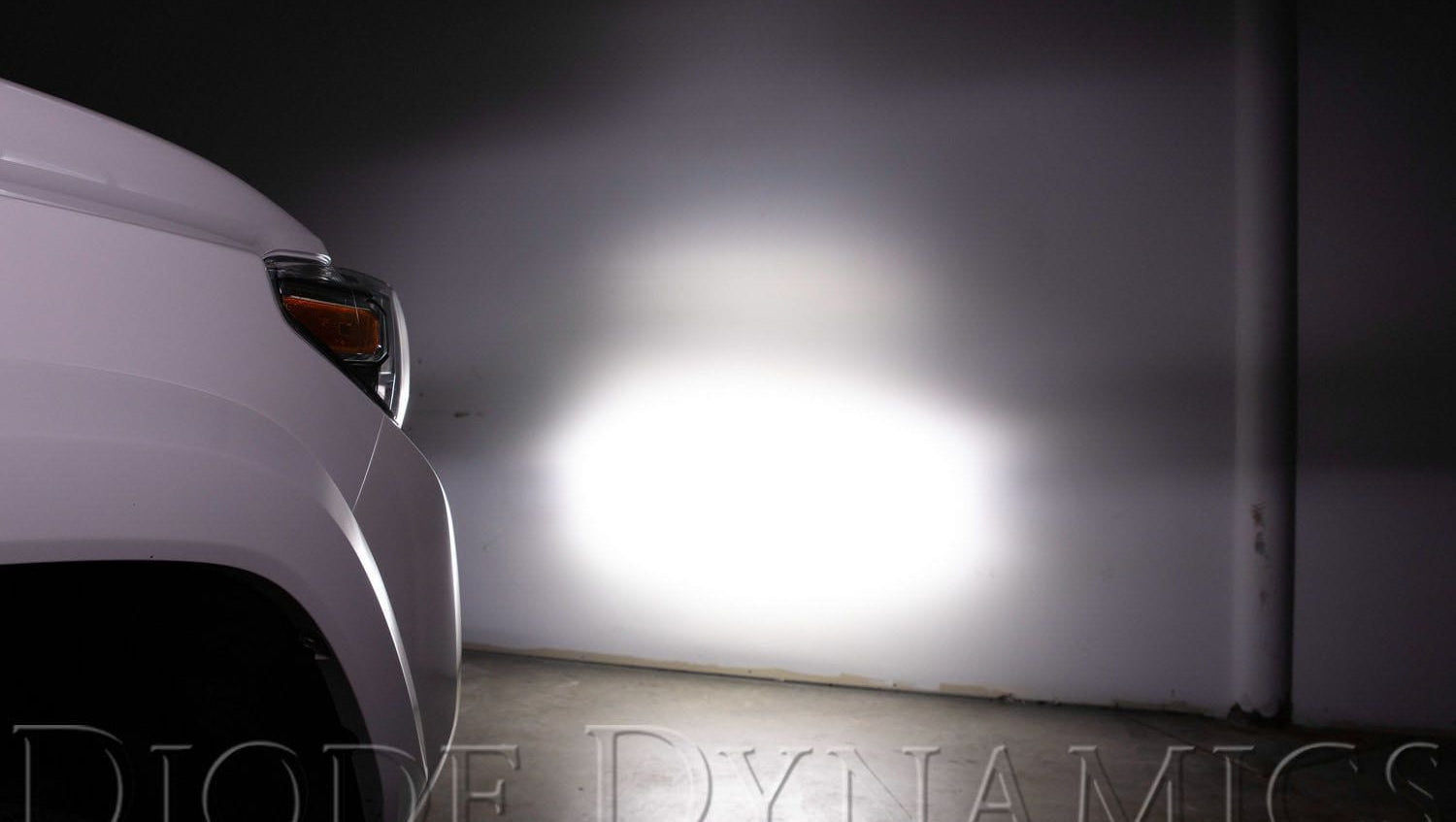 Diode Dynamics 2016-2023 Toyota Tacoma Stealth Light Bar Kit