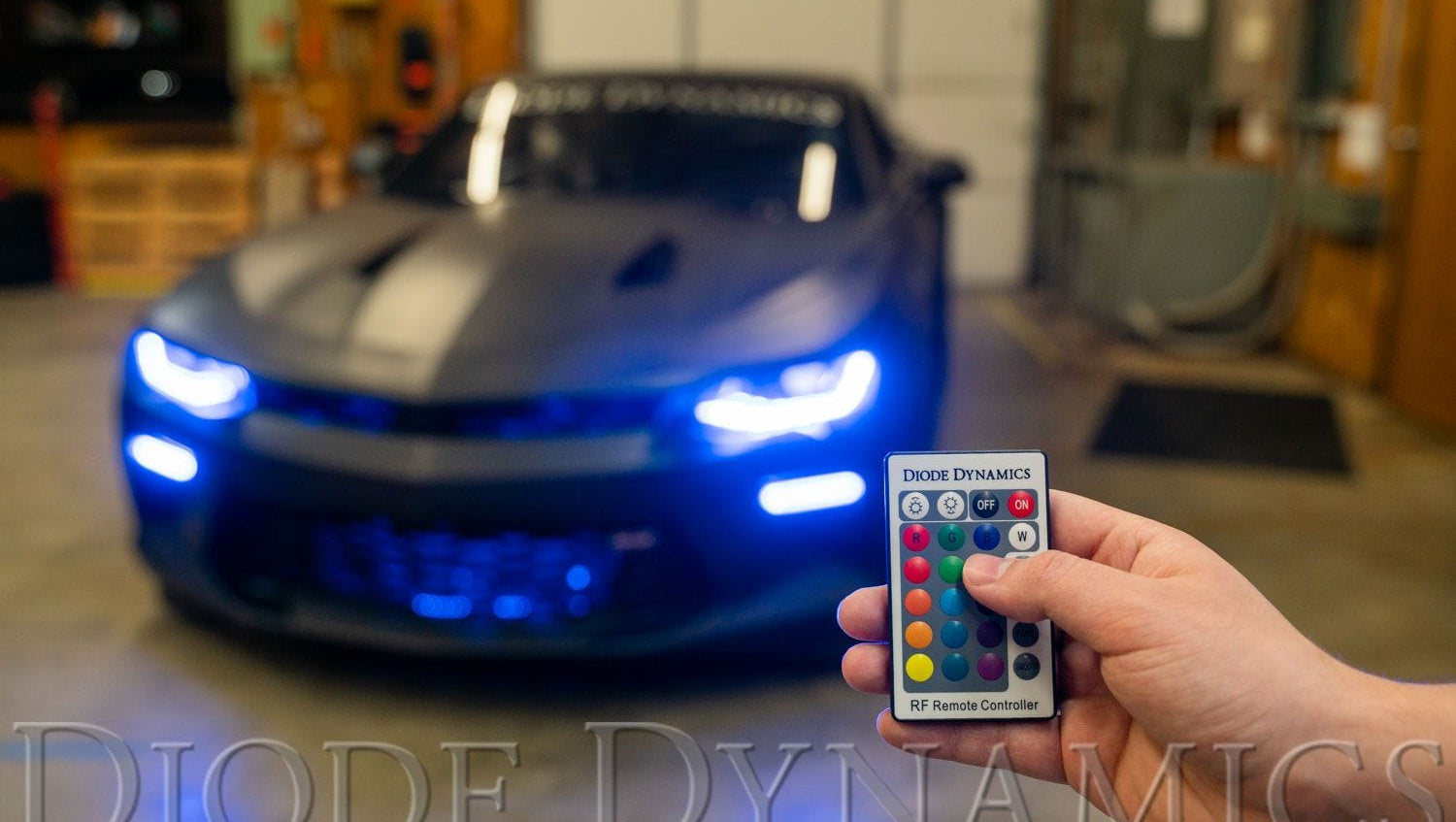 Diode Dynamics RGBW 24-Key M8 RF Controller