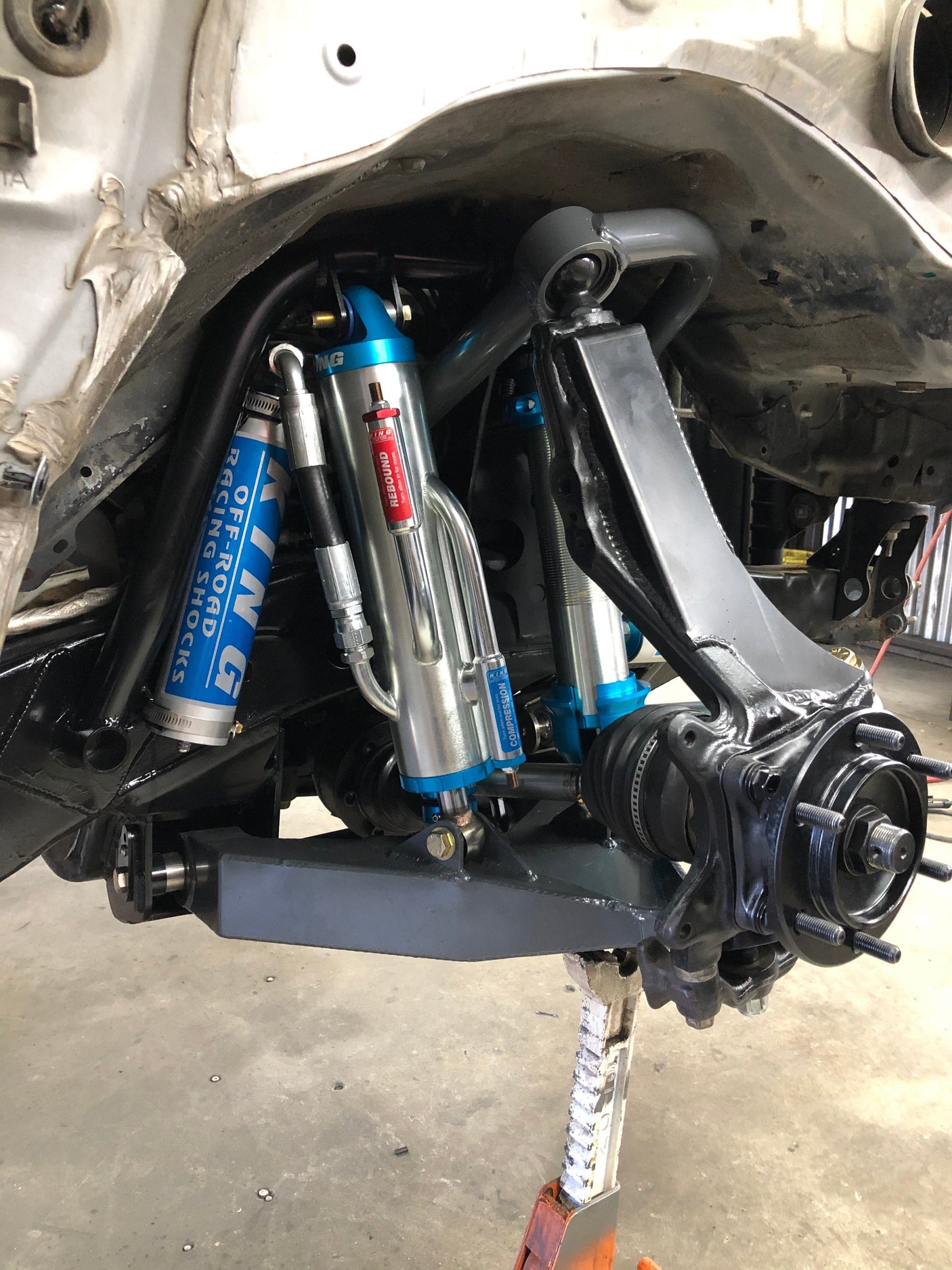 JD Fabrication sealed uniball upper arm bushings Tacoma 2016+  6 lug 2.25" long travel kit