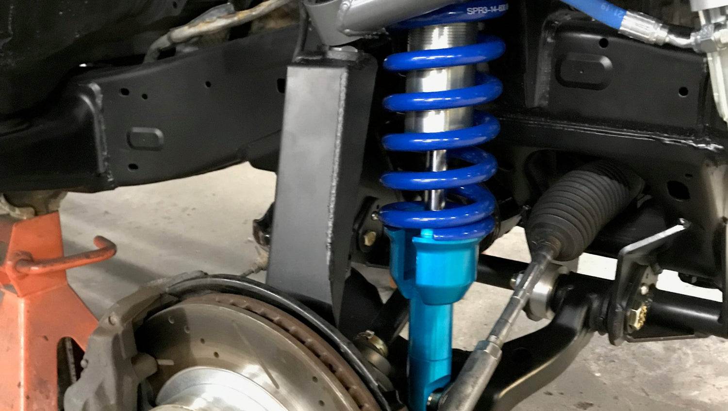 JD Fabrication Tacoma 2016 + Lower Arm Pivots