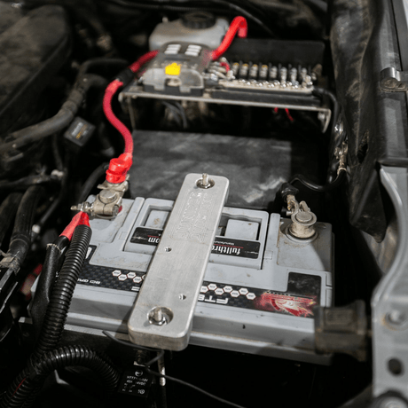 Juniper Overland Aluminum Battery Tie-Down