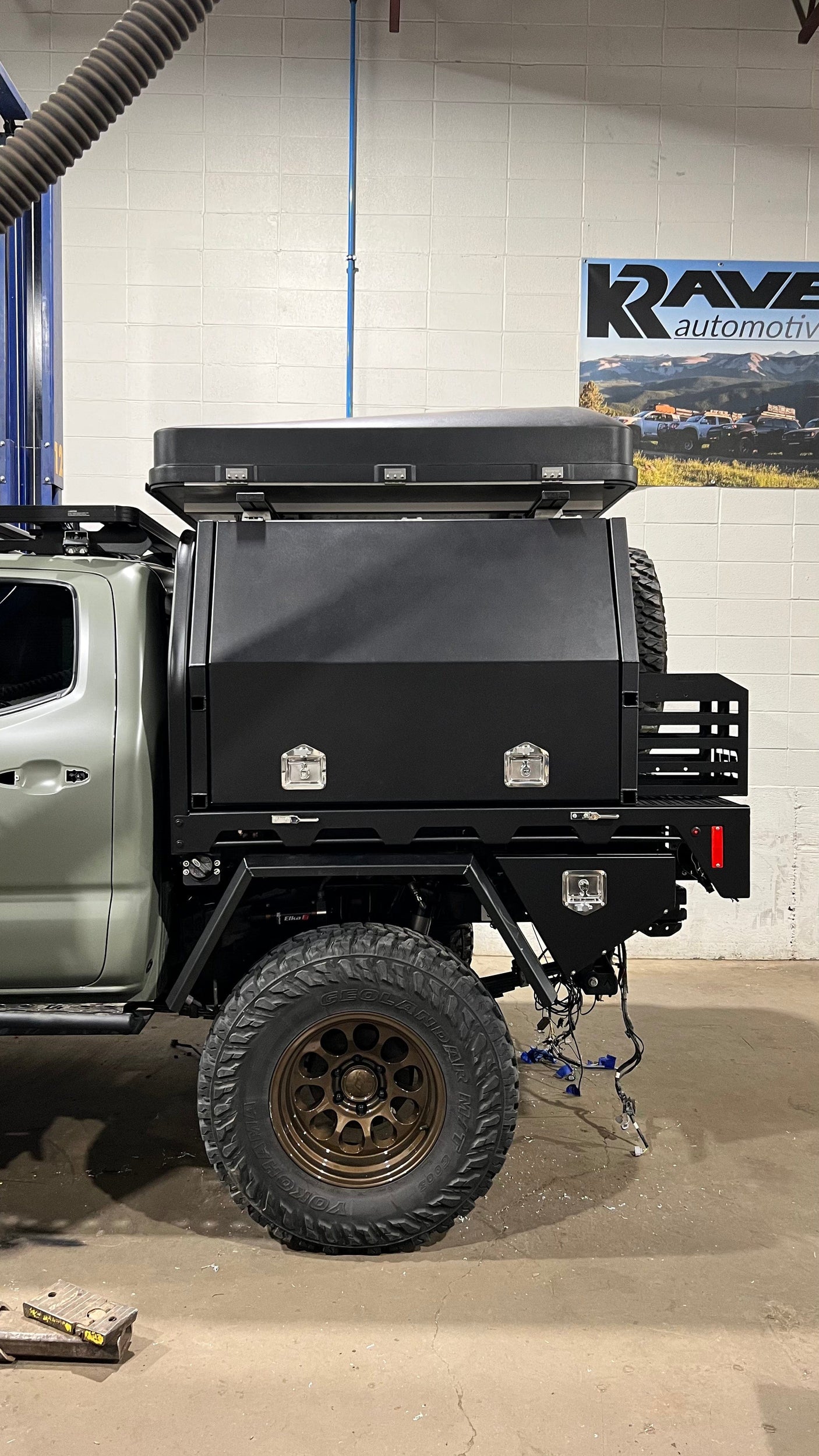 TacomaForce Summit Expedition Trucks UTE Tacoma Bed Replacement Flatbed