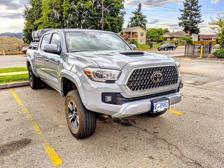 Cali Raised LED LED Light Mount Kits LED Fog Light Pod Replacements Brackets Kit For 2016-2023 Toyota Tacoma