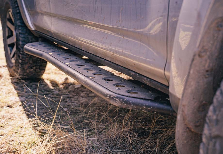 Cali Raised LED Rock Sliders/Armor Step Edition Rock Slider For 2024+ Toyota Tacoma