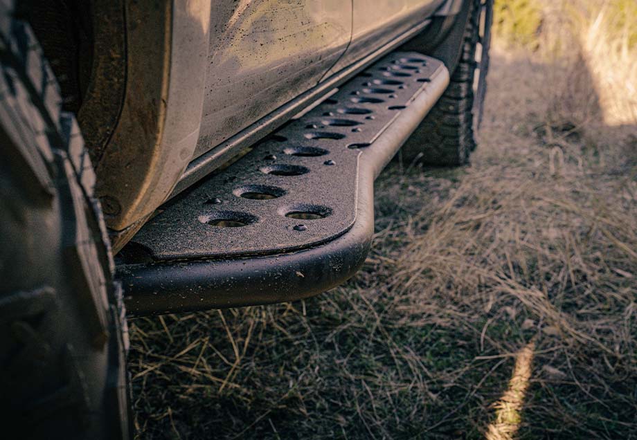 Cali Raised LED Rock Sliders/Armor Step Edition Rock Slider For 2024+ Toyota Tacoma