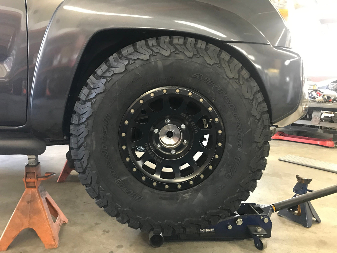 JD Fabrication Tacoma 2016 + Lower Arm Pivots