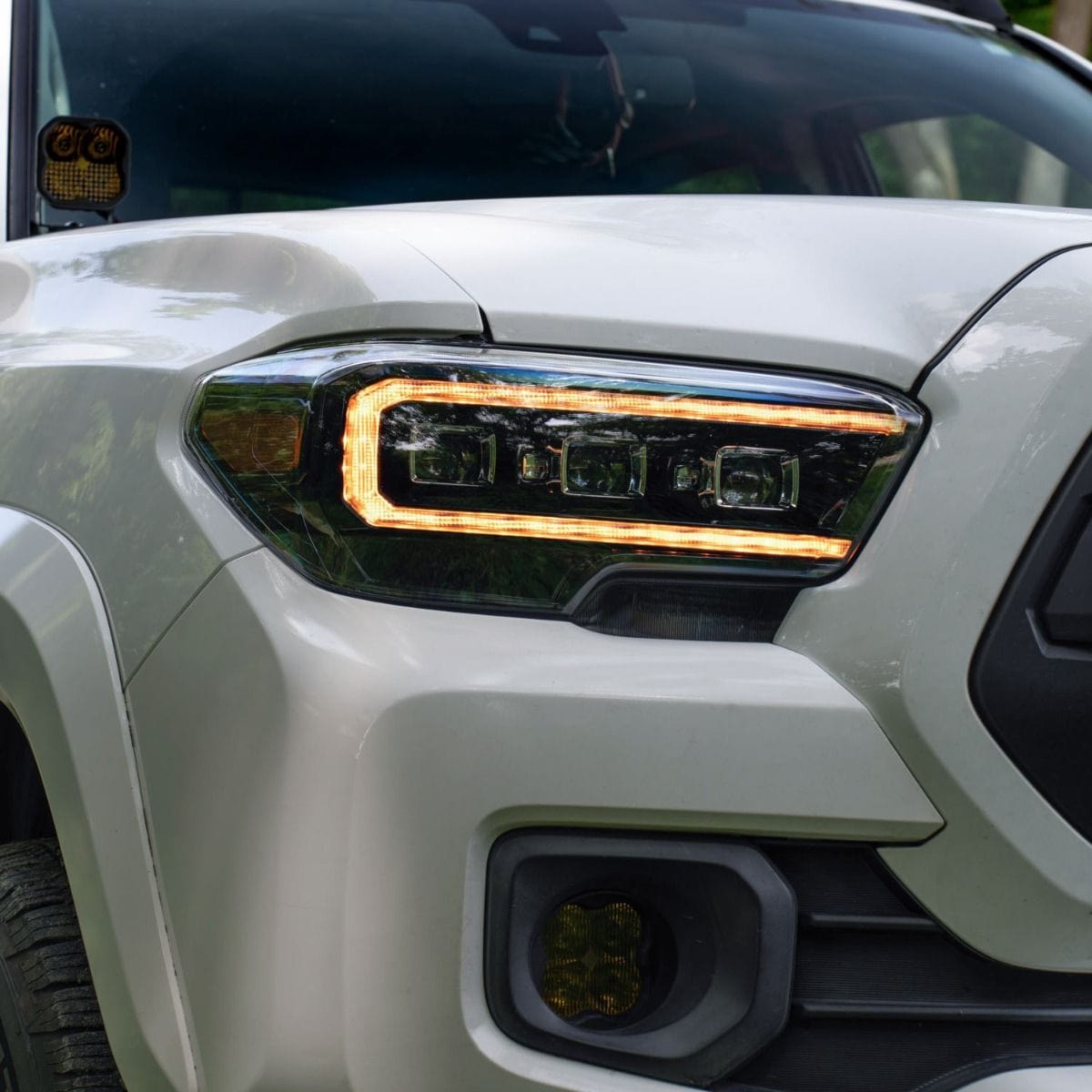 TacomaForce 2016-2023 TOYOTA TACOMA SEQUENTIAL LED PROJECTOR HEADLIGHTS WITH AMBER DRL (PAIR)